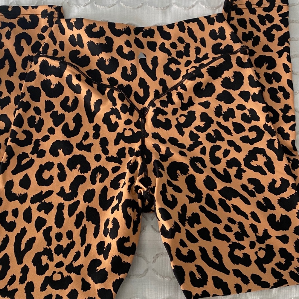 Balance Athletica Kingdom Collection: King Cheetah